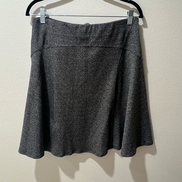 Max Studio Women's Mini Skirt, size M, NWT, stretchy, pull-on, winter, boots - Picture 6 of 6